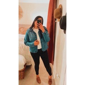 Universal Thread Jean Jacket Blue Long Sleeve